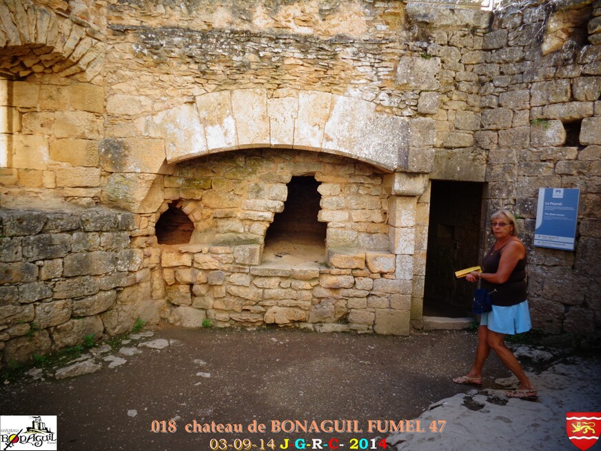 VACANCES 09/2014 CHATEAU DE BONAGUIL  FUMEL 47      2/8       D  08/07/2016