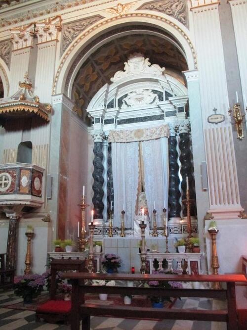 La basilique de Sainte-Croix à Cagliari