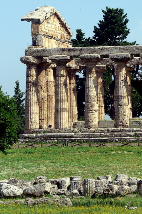 Italie, temples grecs de Paestum : temple dit d’Athéna