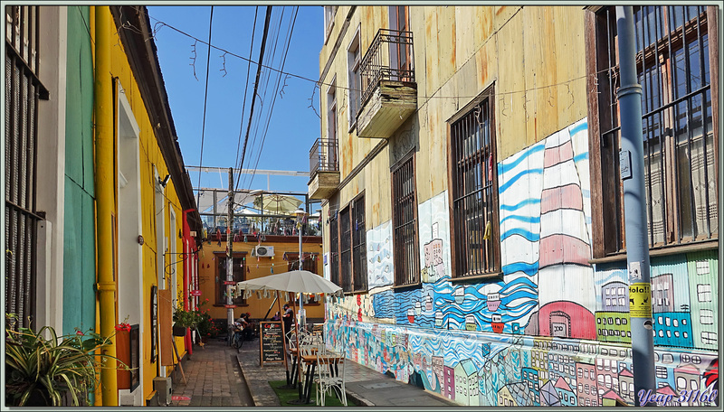20/03/2022 : la journée et ce voyage se terminent en se perdant dans les ruelles qui vont nous conduire au Parc Culturel de Valparaíso, où nous prendrons le taxi pour rentrer à Santiago - Chili