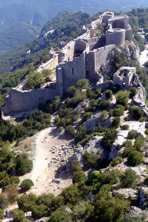 Peyrepertuse : la forteresse moyenâgeuse n 2