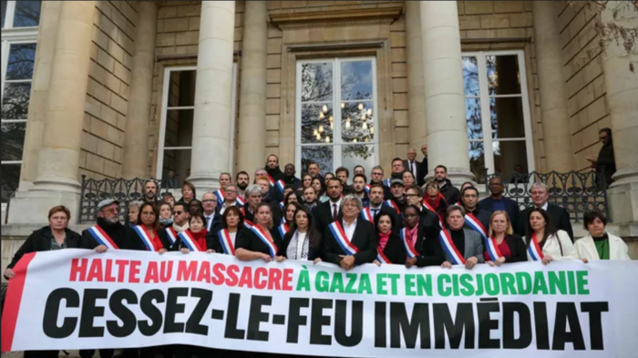 Conflit Israël-Hamas : les députés LFI  et communistes reçoivent  la représentante des Palestiniens  en France