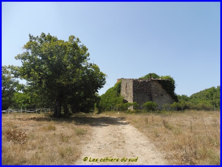 Vieux Nans les pins, la Sainte Croix