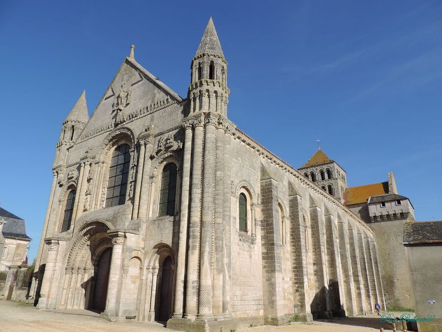 l'Abatiale de Saint Jouin de Marnes (79)