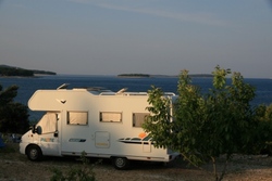 Aires & campings (détails et photos)