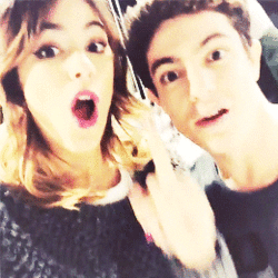 martina Stoessel et Facundo Gambandé "Maxi" de vrai amis inséparable