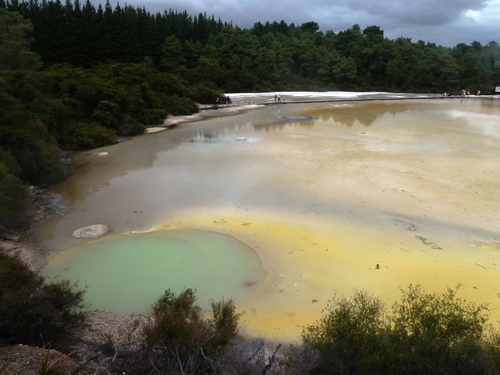 Wai-O-Tapu Thermal Wonderland et ses curiosités géothermiques