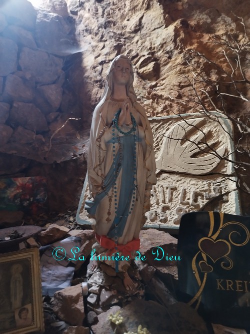 Saint Raphaël, la grotte saint Honorat (Sainte Baume)