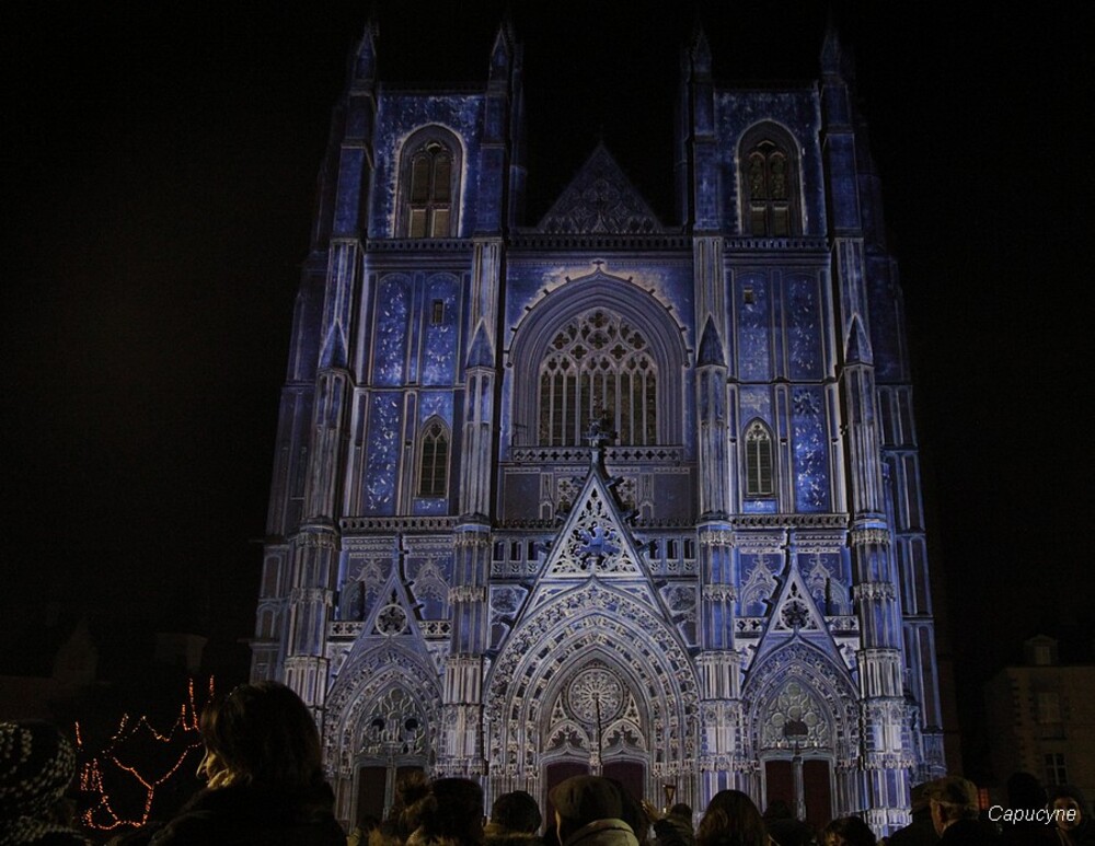 Douceurs nocturnes sur la Cathédrale de Nantes