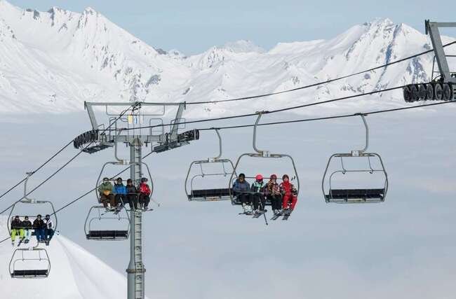 «Ne tuez pas la montagne française» : l’appel d’élus à Macron pour les stations de ski