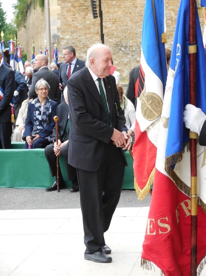 * Cérémonies du 75e anniversaire de l'Appel du 18 Juin 1940