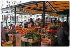 Le Marche’ Du Rialto - Venise