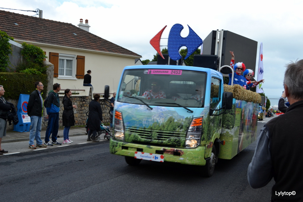 A nouveau la caravane du tour