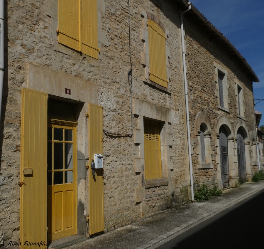 Nanteuil en Vallée,Charente,