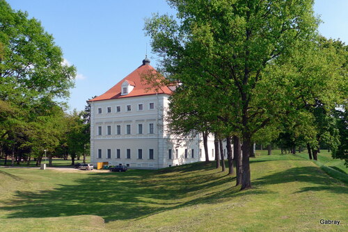 Birzai ( Lituanie) : château et musée ...