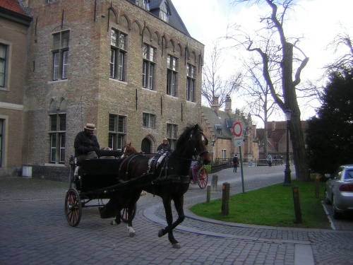 BRUGES, LA VENISE DU NORD