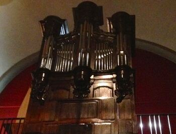 L'orgue Chrles Anneessens de l'église Saint-Martin de Naast