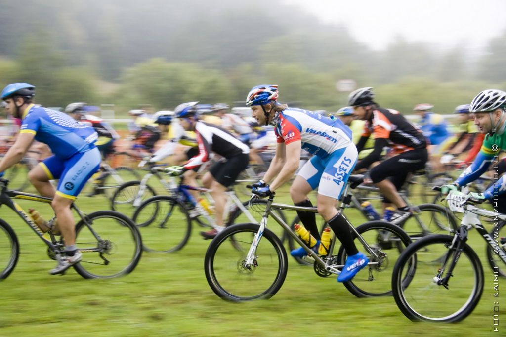 mountain bike marathon