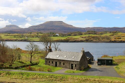 Isle of Skye (3) - Dunvegan Castle - Neist Point