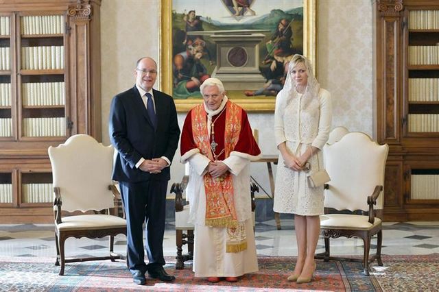 rencontre prince albert et charlene