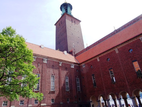 L'Hôtel de Ville de Stockholm où se déroule le repas des Nobel (photos)