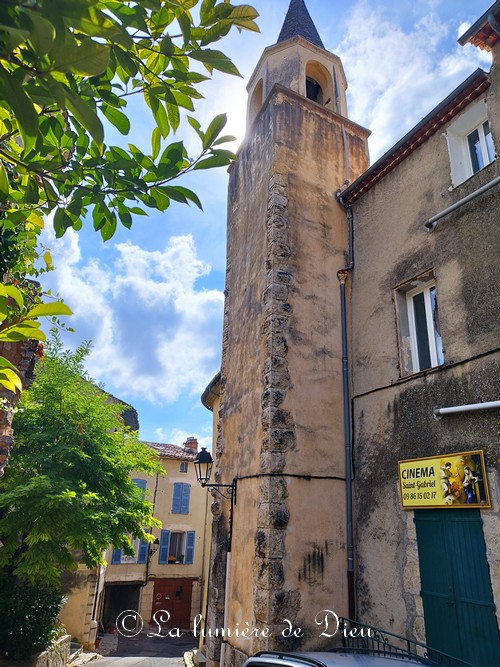 Bargemon, l'église Notre-Dame de Favas