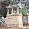 LAFRANCAISE dans le cimetière des tombes pyramidales 2017 08 09 photo mcmg82