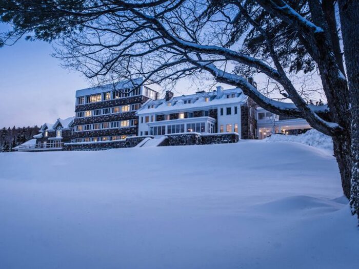 StoneHaven le manoir sous la neige.