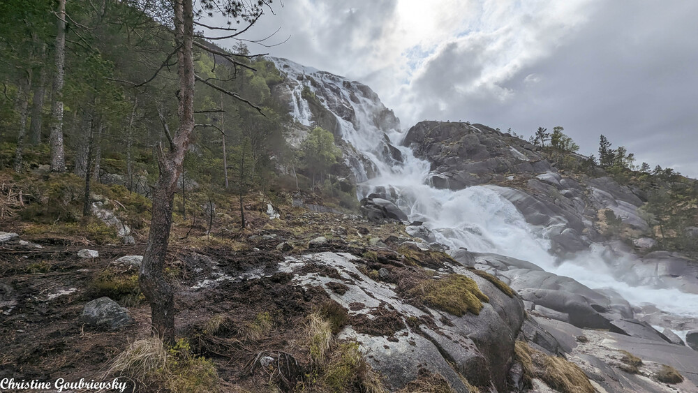 Cascade de Langfossen