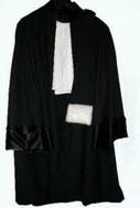 photo d'une tenue d'avocat