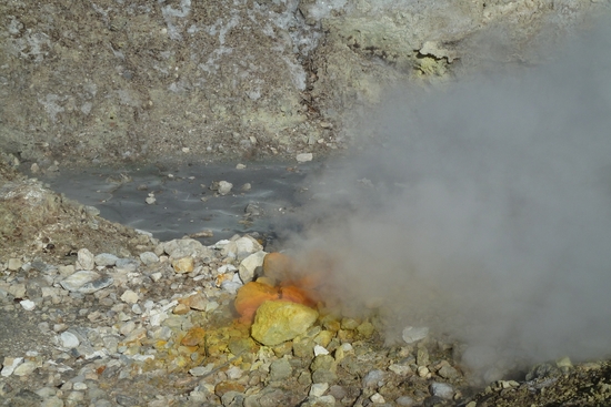 La Solfatara : entrée des Enfers de la Grande Grèce