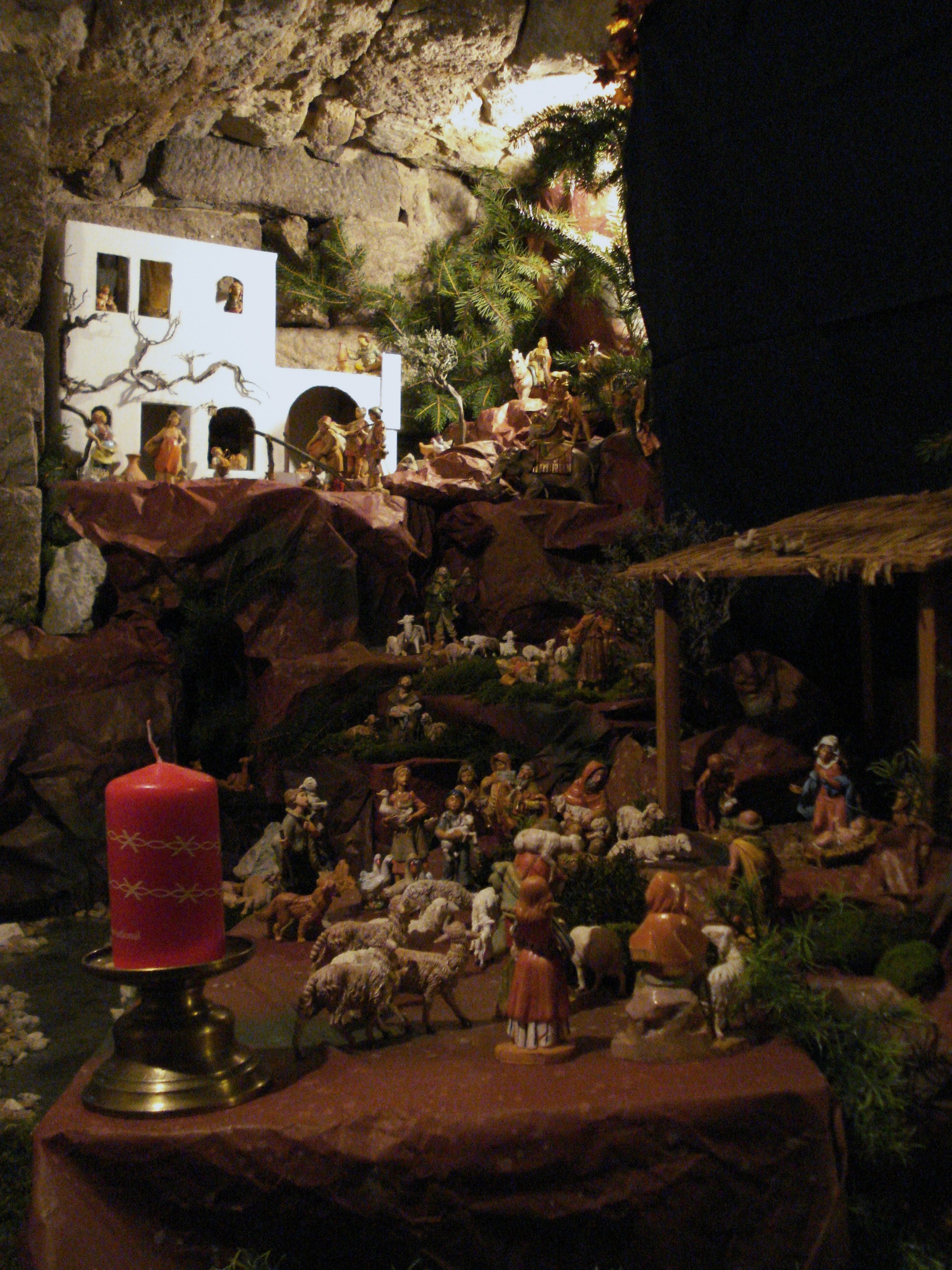 Vue générale de la crèche du Mesnil-Marie 2008