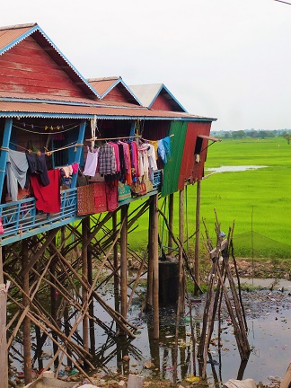 maison sur pilotis sur le Tonlé Sap