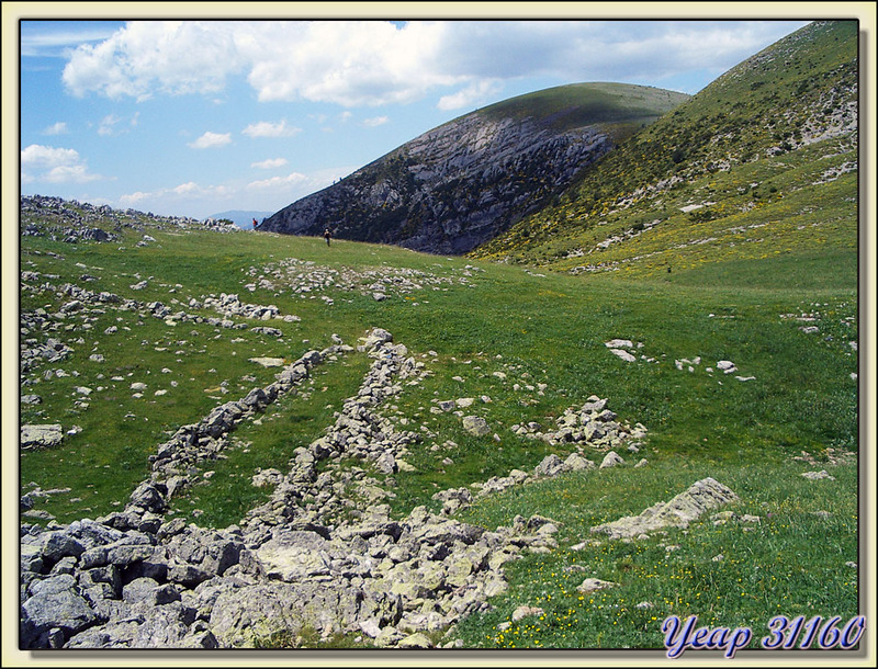 Ruines d'un enclos à brebis - Mondotò - Massif du Mont Perdu - Aragòn - Espagne