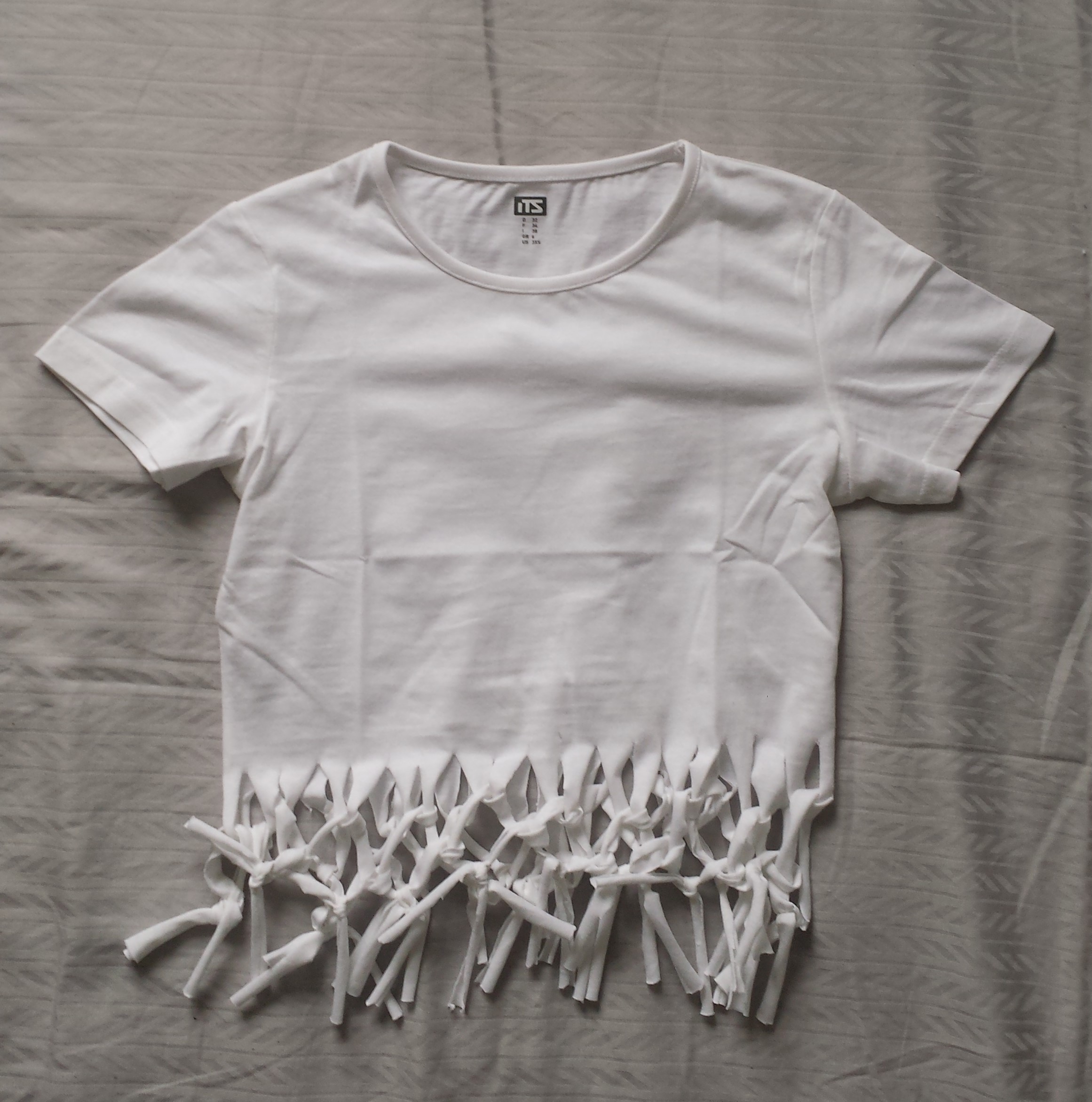 Réaliser un t-shirt "crop top" effet crochet ! - Le blog des découvertes