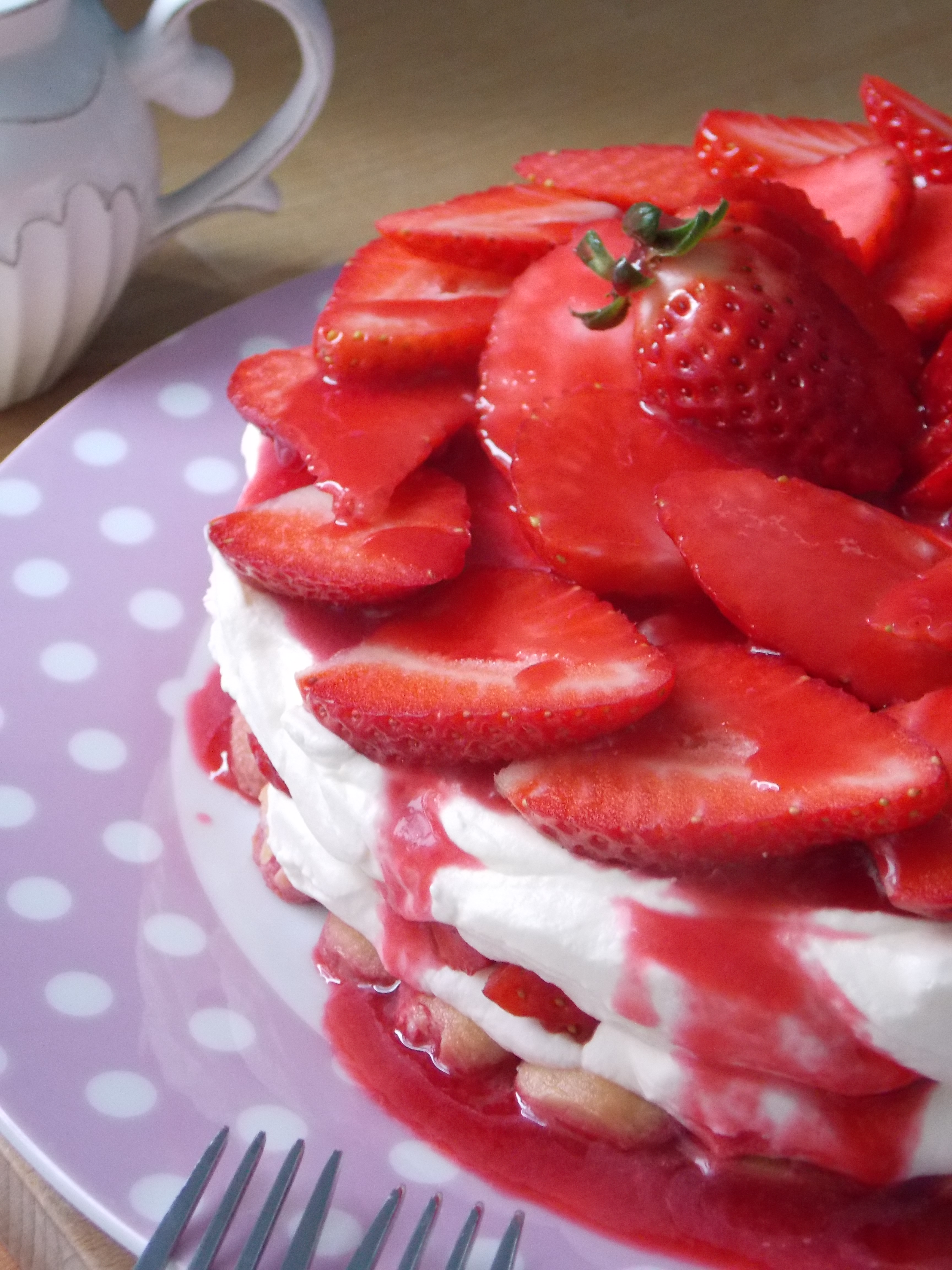 Entremisu Aux Fraises Et Mascarpone Sans Cuisson Et Sans Gelatine Au Bonheur Des Gourmandes