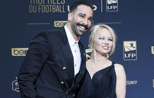 Pamela Anderson, « dévastée », révèle avoir découvert « la double vie » d’Adil Rami et le quitte