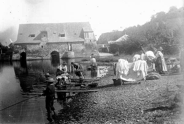 Chenillé-Champteusé  (Maine et Loire )