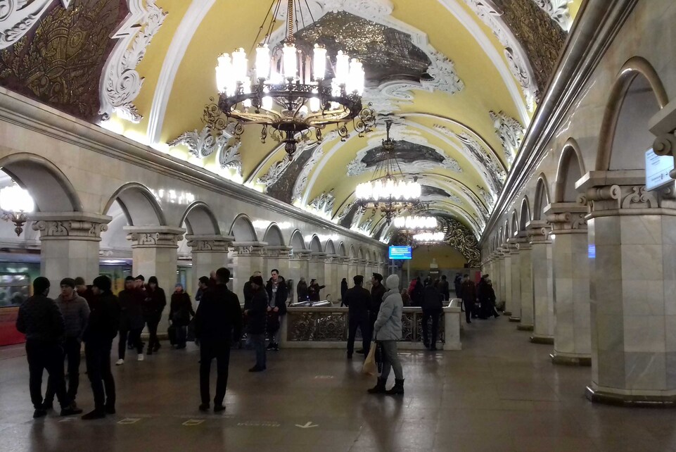 Moscou - Metro - Station Komsomolskaia
