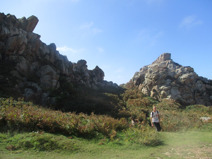 PLOUGASNOU EN BRETAGNE DANS LE FINISTERE   (7)