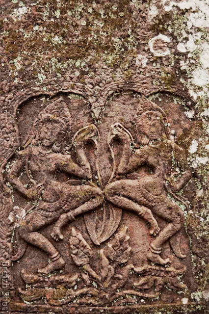 Angkor Thom, le Bayon - Bas-reliefs d'apsaras