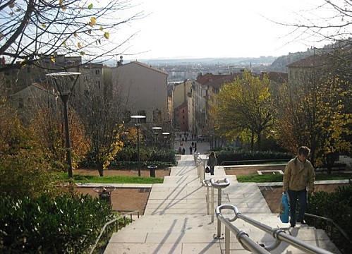 CROIX ROUSSE