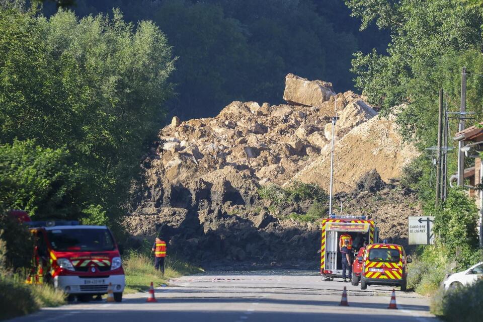 Impressionnant : un pan de montagne tombe à 15 km de chez moi