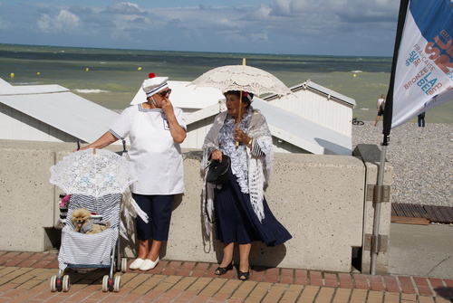 LA FETE DES BAIGNEURS A MERS LES BAINS