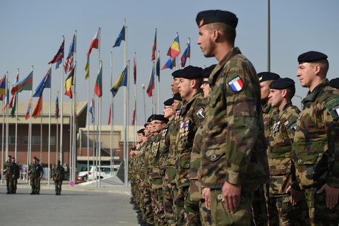 Cérémonie de fin de mission de l'OTAN des dernières troupes françaises en Afghanistan, le 31 déce...