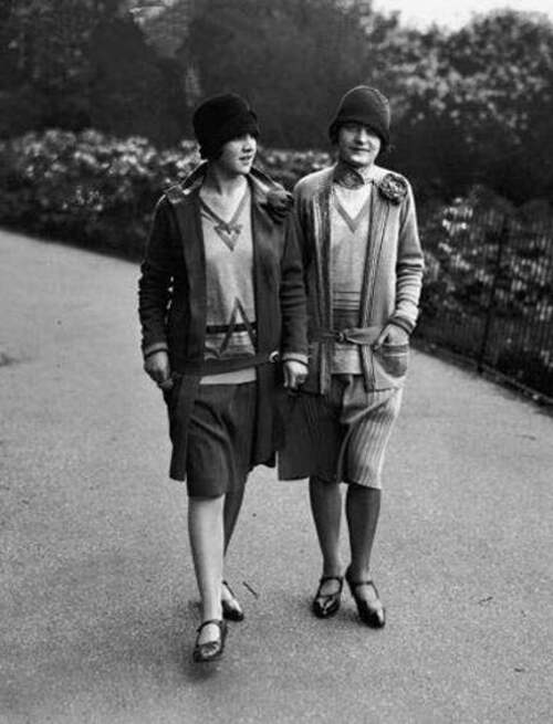 Le grand almanach de la France : La première collection "jersey" de Coco Chanel