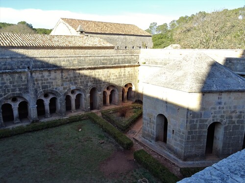 Abbaye du Thonoret en Provence ( photos)