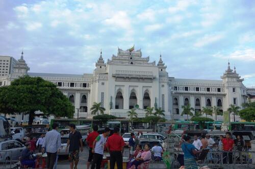Yangoun ville étape