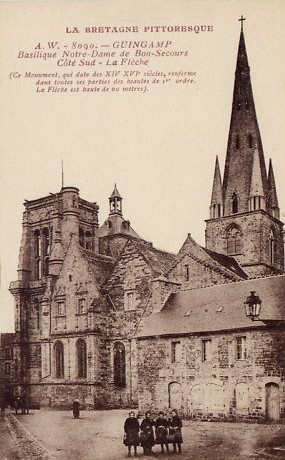 Guimgamp Basilique Notre-Dame de Bon Secours