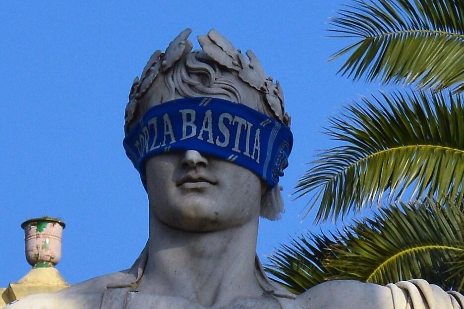 Bastia, place Saint-Nicolas... la macagna corse